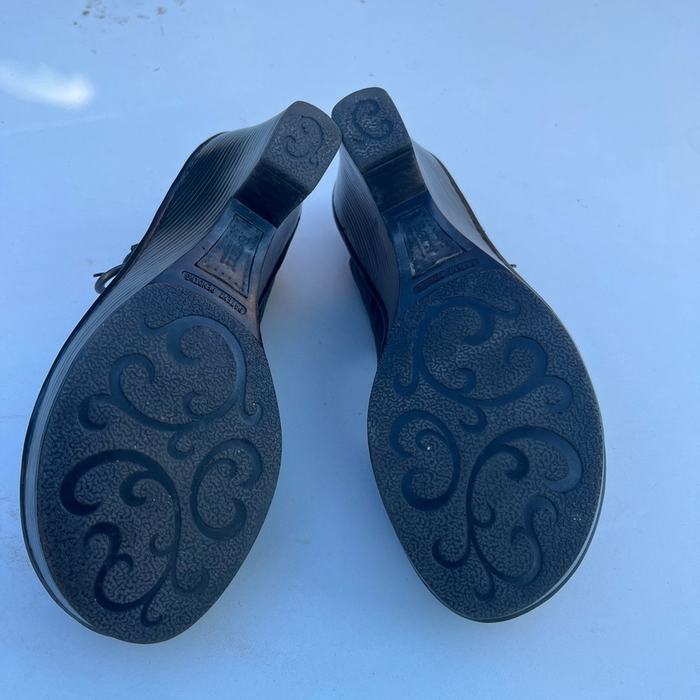 Born Shoes - Picture 3 of 6